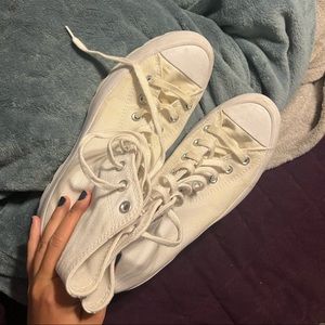 10.5 unisex lugged converse. super comfy!